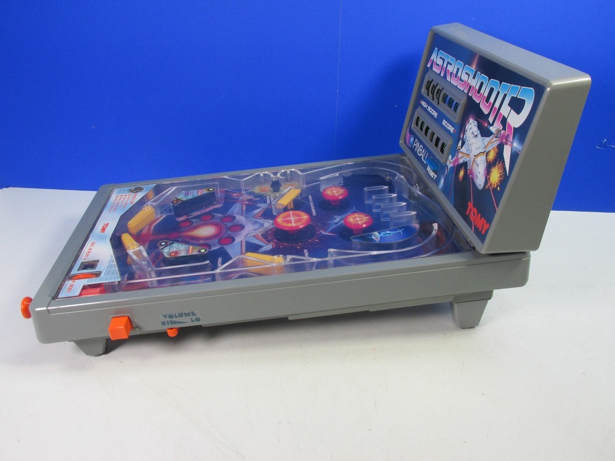 WORKING vintage TOMY ASTRO SHOOTER PINBALL ELECTRONIC GAME ARCADE