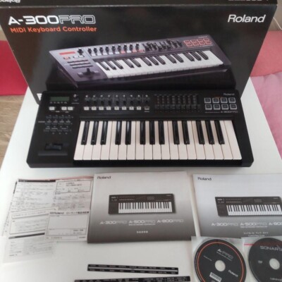 Roland A-300Pro Midi Keyboard Controller Synthesizer 32 keys Japan