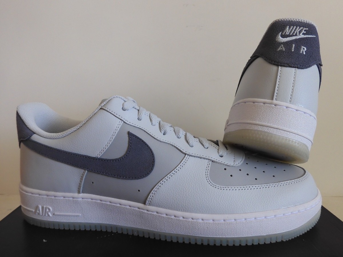 NIKE AIR FORCE 1 07 LV8 PURE PLATINUM-LIGHT CARBON SZ 15 [FJ4170