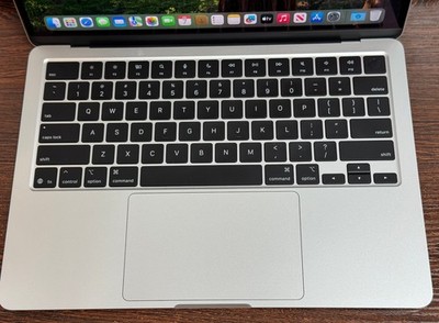 Apple MacBook Air 13