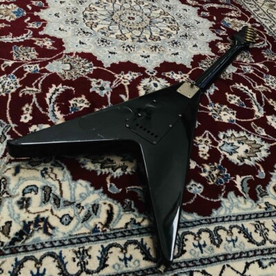 Electric Guitar Aria Pro II XX Deluxe Flying V Type Yngwie Made in