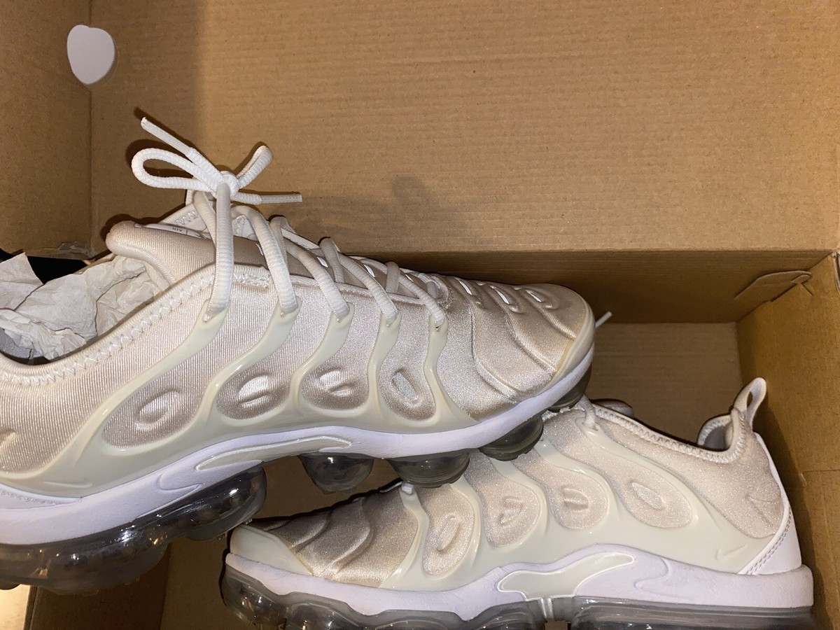 Size 8.5 - Nike Air VaporMax Plus White 675911812365| eBay