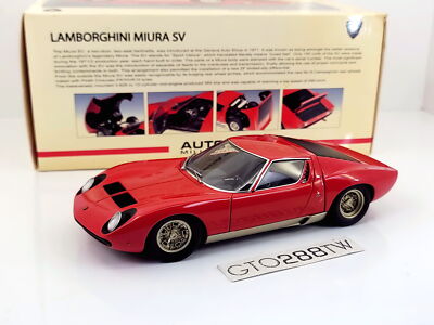AUTOart 1:18 scale Lamborghini Miura P400 SV Red/Gold Side Skirts