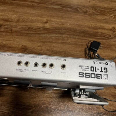 BOSS GT-10 Guitar Effects Processor Multi Effect | eBay