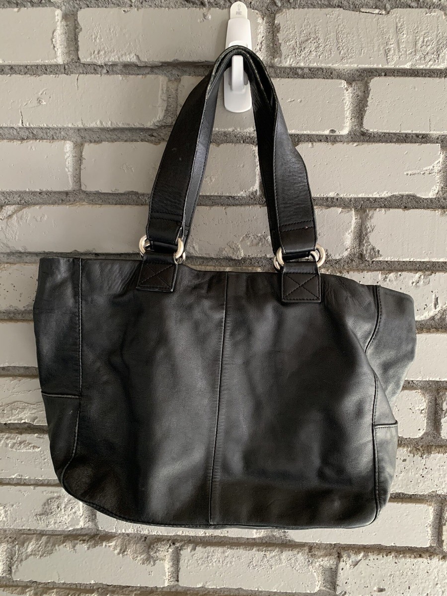 Gap Black Leather Vintage 90's Medium Shoulder Bag Purse Front