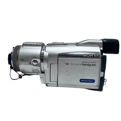 Sony DCR-TRV70 MiniDV Handycam Digital Video Camera Recorder