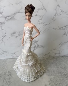 Vera Wang Barbie | eBay