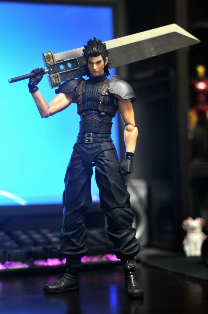 Play Arts Kai Crisis Core: Final Fantasy VII Zack Fair Square Enix