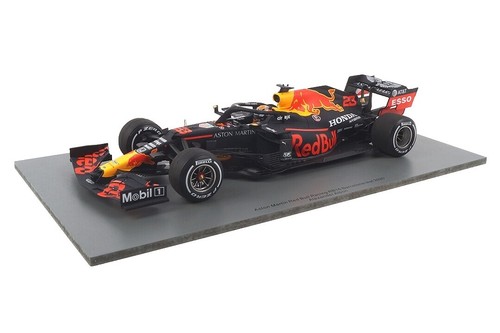 Spark 1/18 Audi R10 TDI 2007 LM Winner Model Car Limited Edition