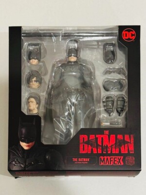 MAFEX No.188 The Batman 160mm Action Figure Robert Pattinson