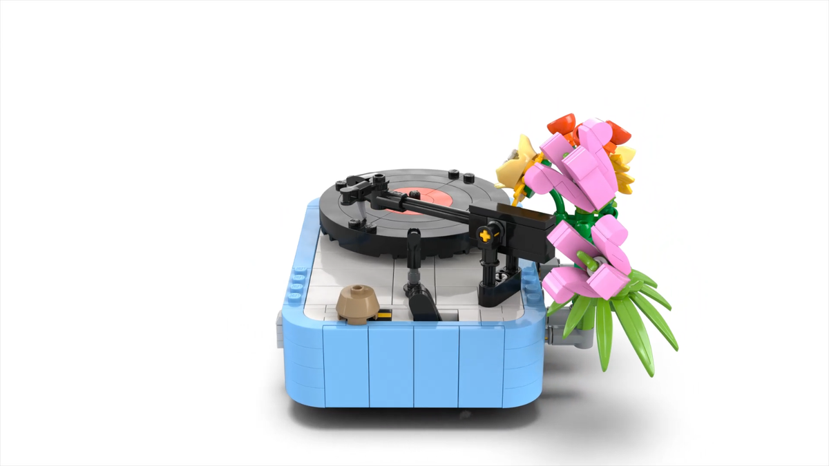 NEW! LEGO 3 in 1 Record Player w/ Flowers, Microphone, Radio Set