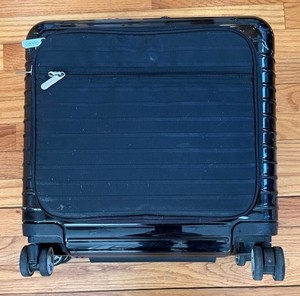 RIMOWA ESSENTIAL SLEEVE キャビン プラス ネイビー Rimowa Essential