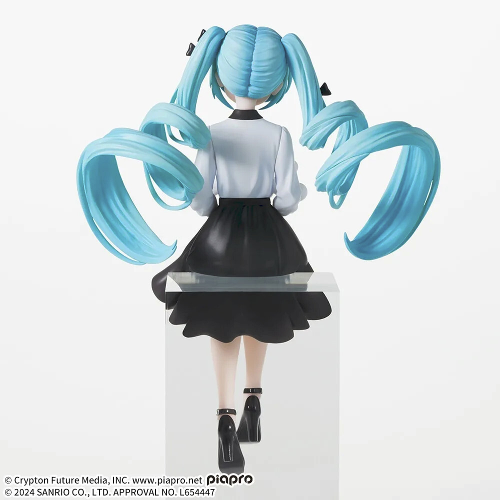 Japan Authentic Hatsune Miku x Cinnamoroll Osumashi Ver Chokonose