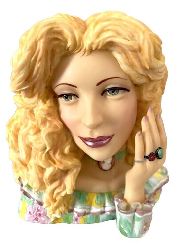 Rare Hedi Schoop design figurine - Girl with Bowl no damage