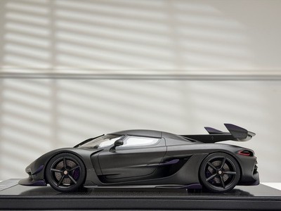 Koenigsegg Jesko (Full Exposed Carbon Fiber) [FrontiArt] 1/18