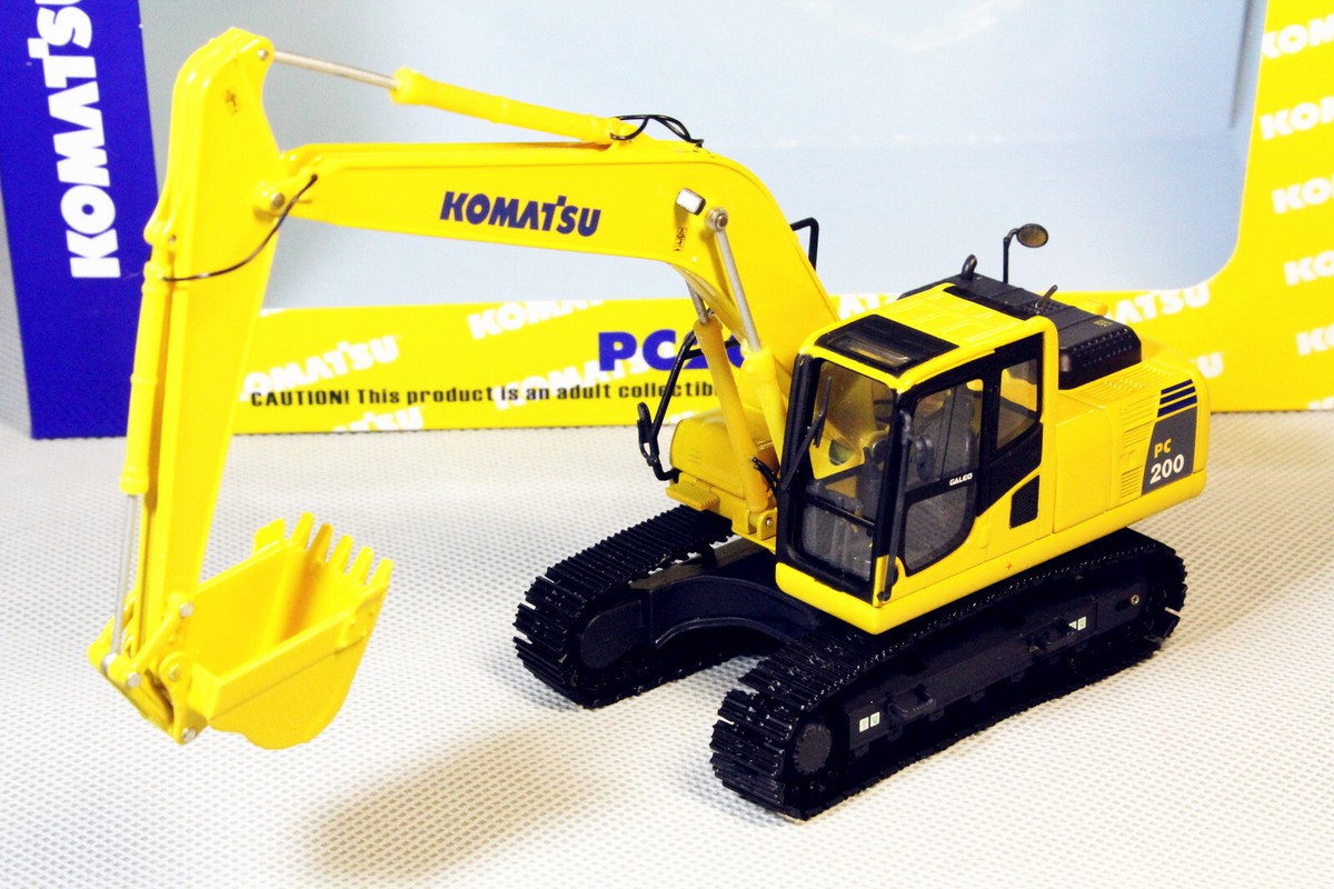 1/50 Scale Komatsu PC200 Hydraulic Excavator Diecast Model Toy