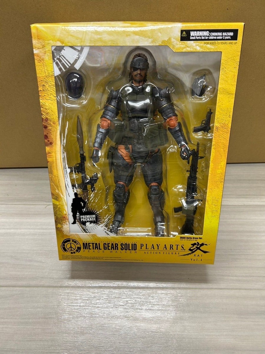 PLAY ARTS KAI METAL GEAR SOLID PEACE WALKER SNAKE BATTLE DRESS