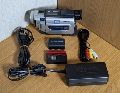 SONY DCR-TRV17 Handycam Camcorder NightShot MiniDV Japanese only