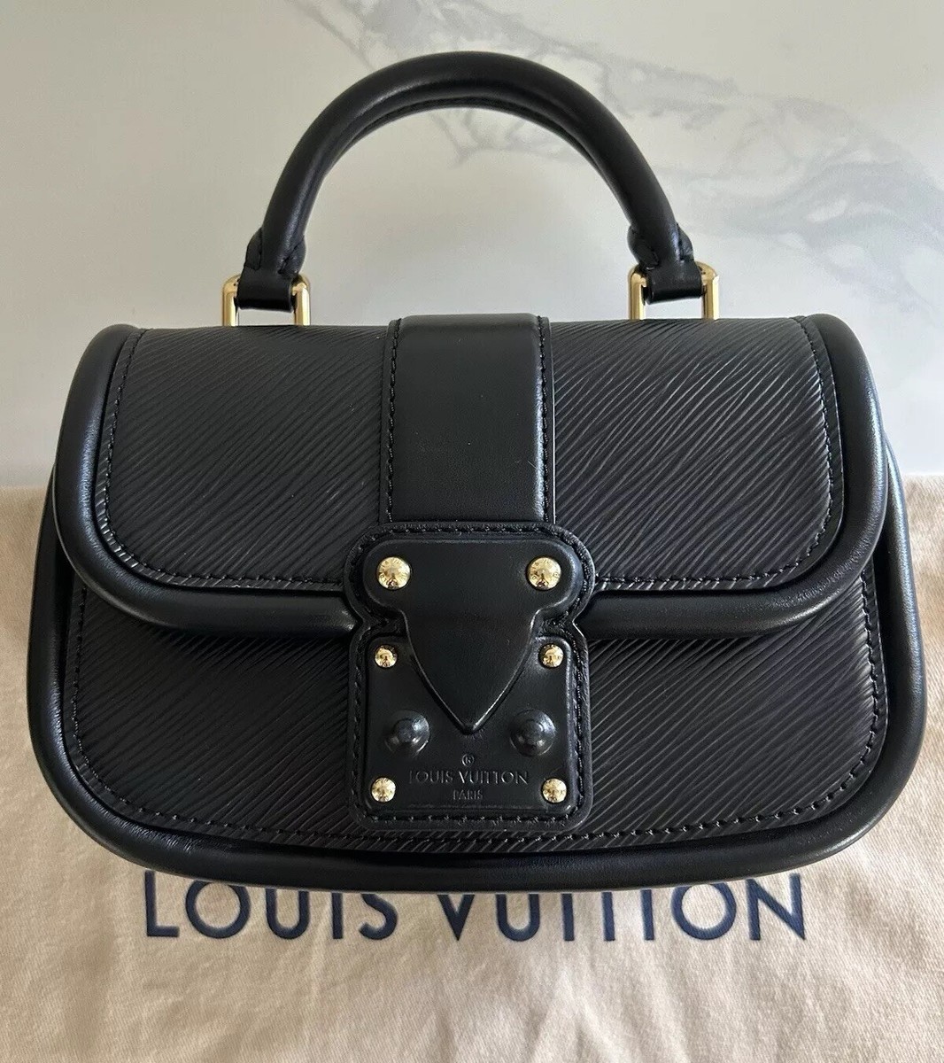 Authentic LOUIS VUITTON Hide and Seek in BLACK Crossbody Leather w