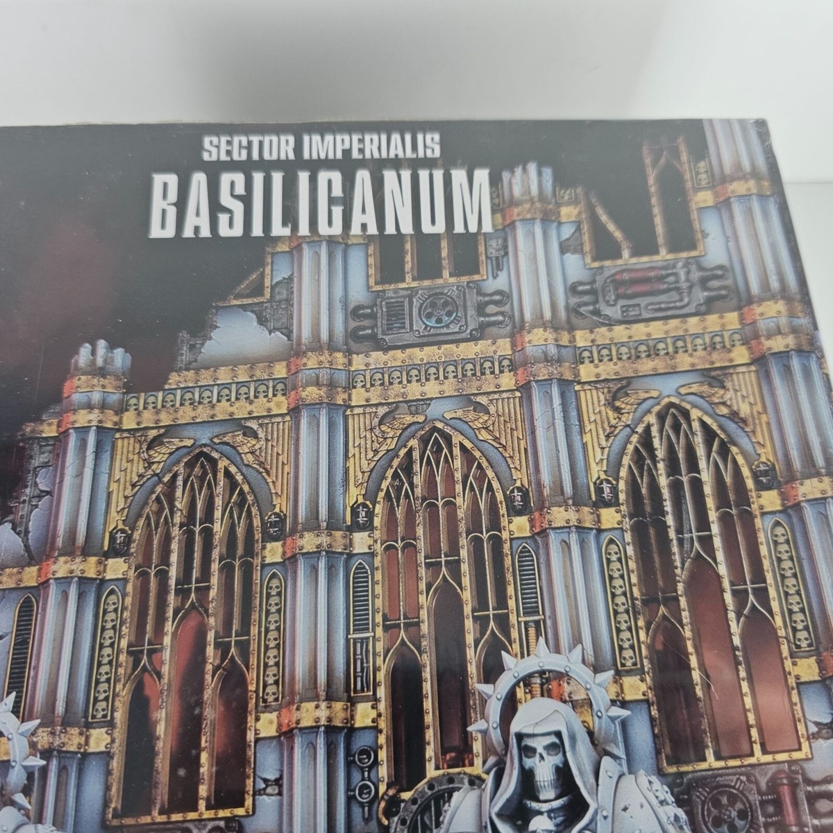 Sector Imperialis – Basilicanum (銅像除外) Sector Imperialis
