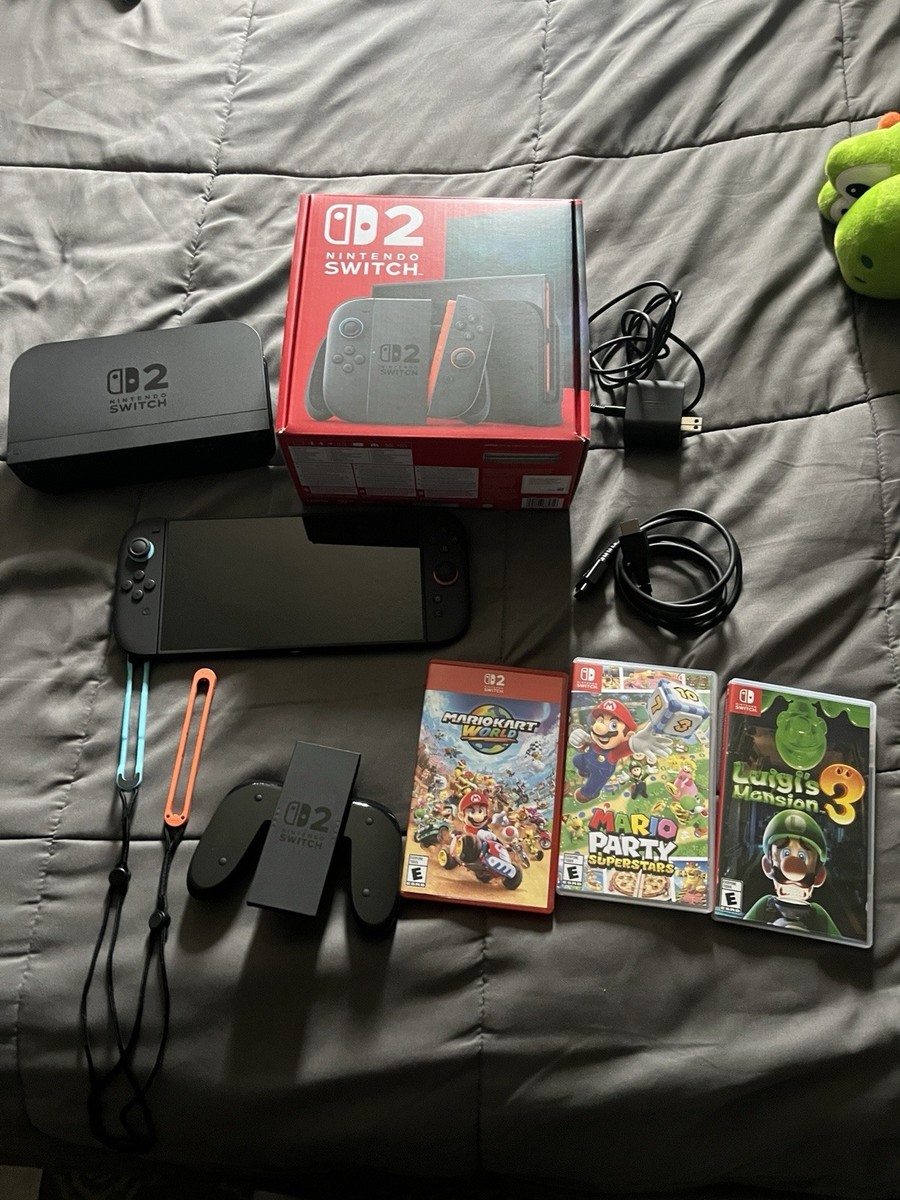 Nintendo Switch 2 Console Pre-owned w/ all origal parts and box w