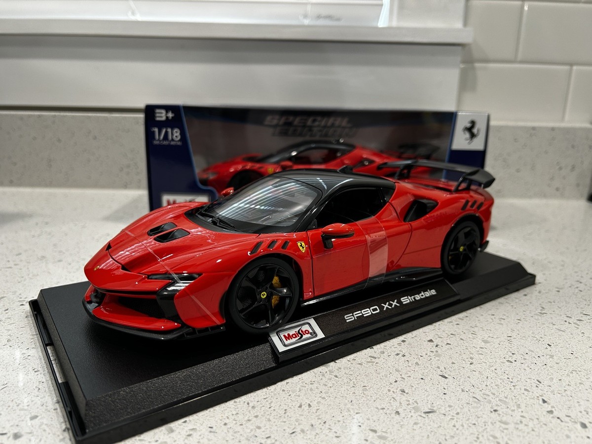 Maisto 1:18 Red Ferrari SF90 XX Stradale Special Edition Diecast