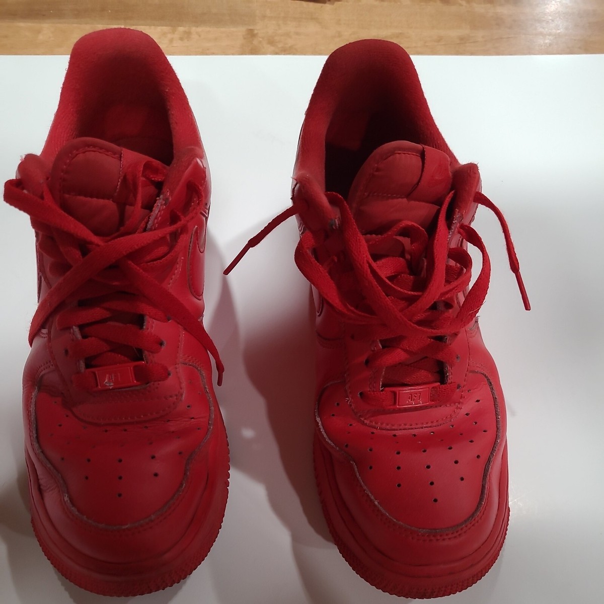 Size 9.5 - Nike Air Force 1 Low Triple Red 194274696004| eBay