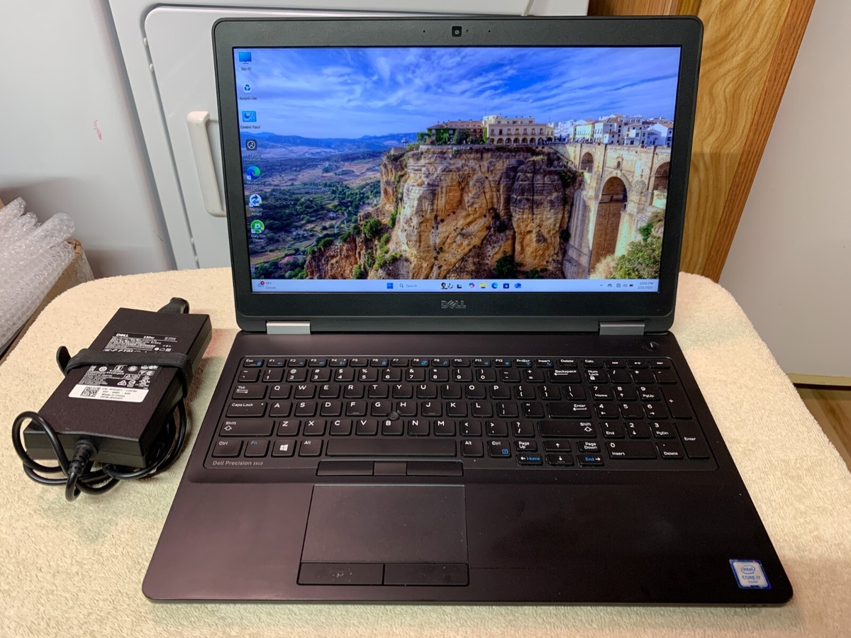 Dell Precision 3510, i7-6820HQ, 16GB-256 NVMe+64GB, AMD R9 M360