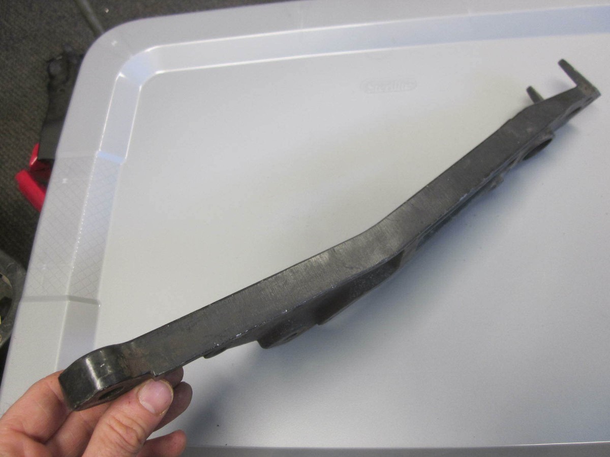 Kawasaki Left Muffler Stay 1986-1987 ZX1000 Ninja 35011-1247 | eBay