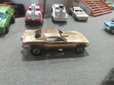 RARE! Hot Wheels 1969 Gold Hemi Hauler Funny Car Blackwalls Hong