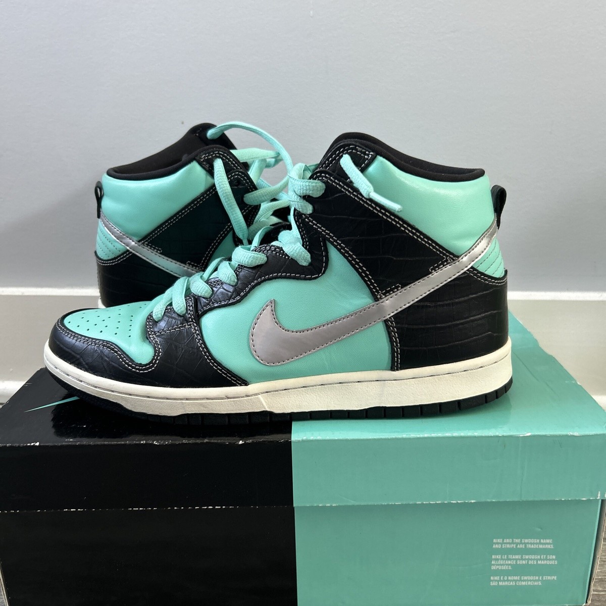 Size 10.5 - Nike SB Dunk High Premium x Diamond Supply Co. Tiffany