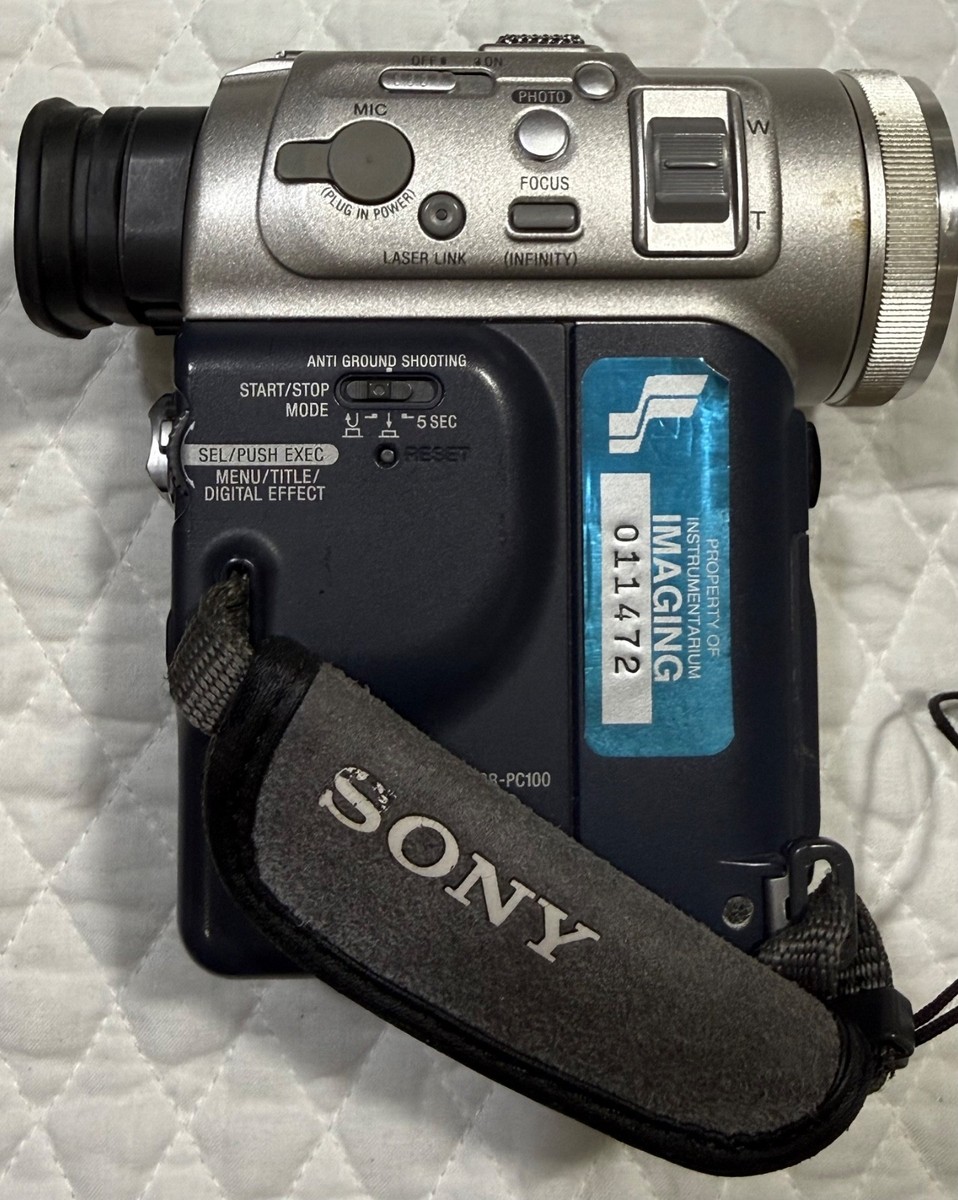 Sony Handycam DCR-PC100 MiniDV Camcorder Digital Video Camera