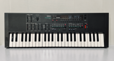 YAMAHA PortaSound MK-100 49key Electronic keyboard Digital Piano