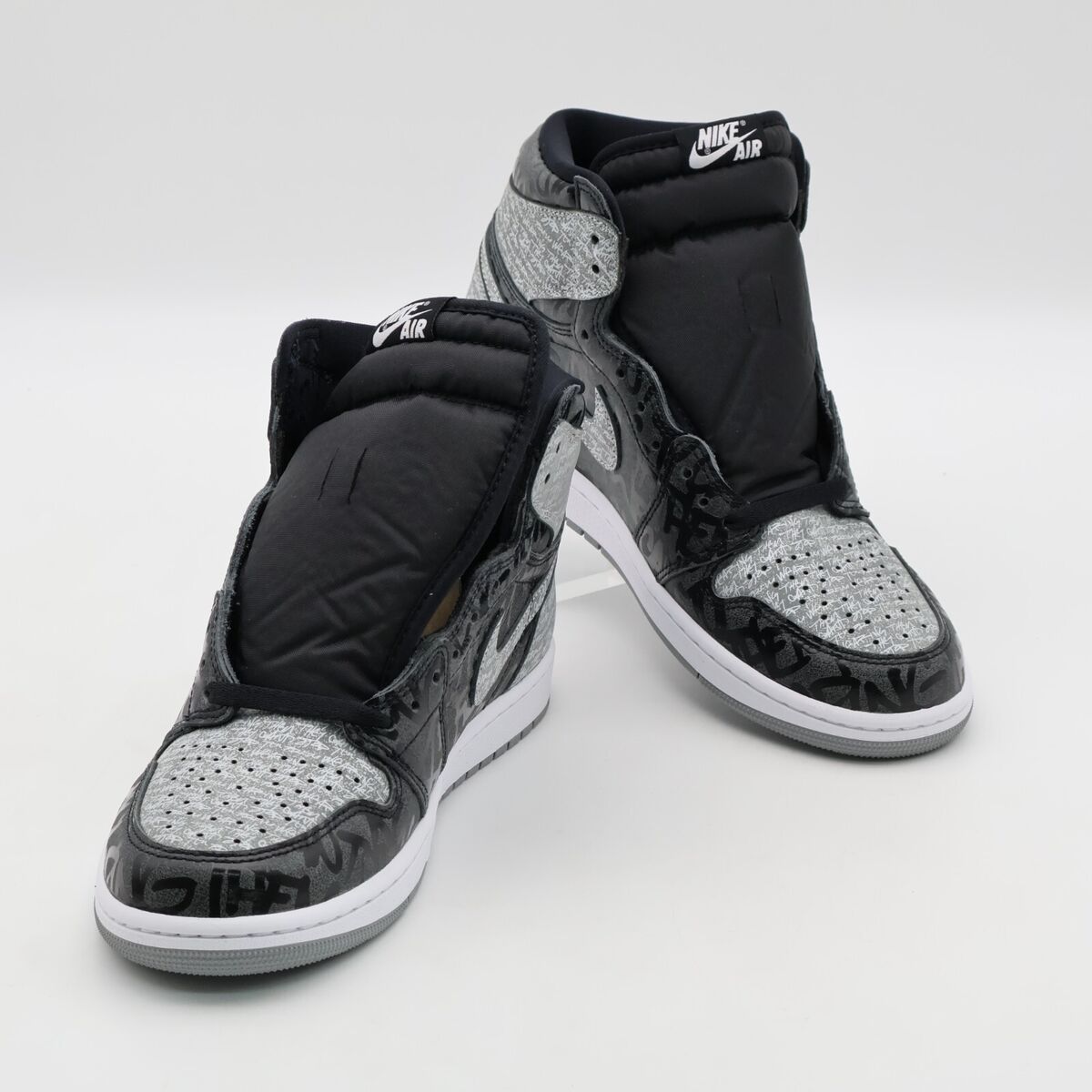 555088-036 Nike Jordan 1 High OG Rebellionaire Black White