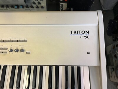 Korg Triton PRO X 88 key fully weight Workstation keyboard 16meg