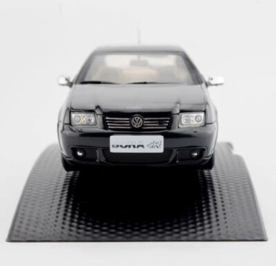 1/18 Volkswagen Bora R Line / Jetta China 2001 FAW VW Dealer