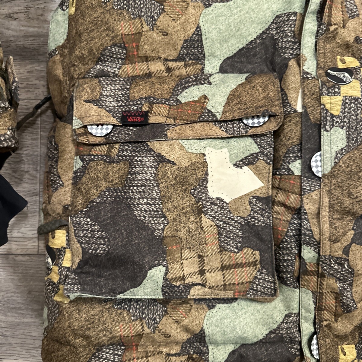 VANS CHECKERBOARD SNOWBOARD Camo Brown JACKET Size M Skateboard