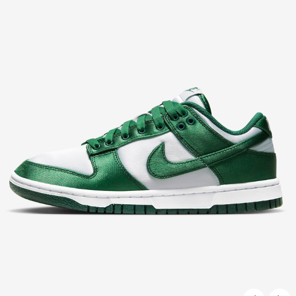 Nike Women's Dunk Low Shoes 