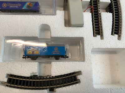 Trix Minitrix Train Starter Set w/ Battery Controller in Orig Box