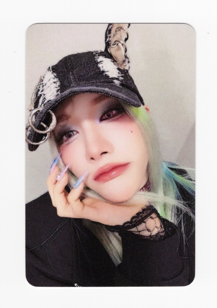 XLOV - 1st Mini UXLXVE [HELLOLIVE] 2025.11.22 SHOWCASE EVENT