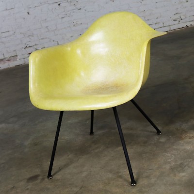 Eames Herman Miller LAX Fiberglass Arm Shell Chair X Base Zenith