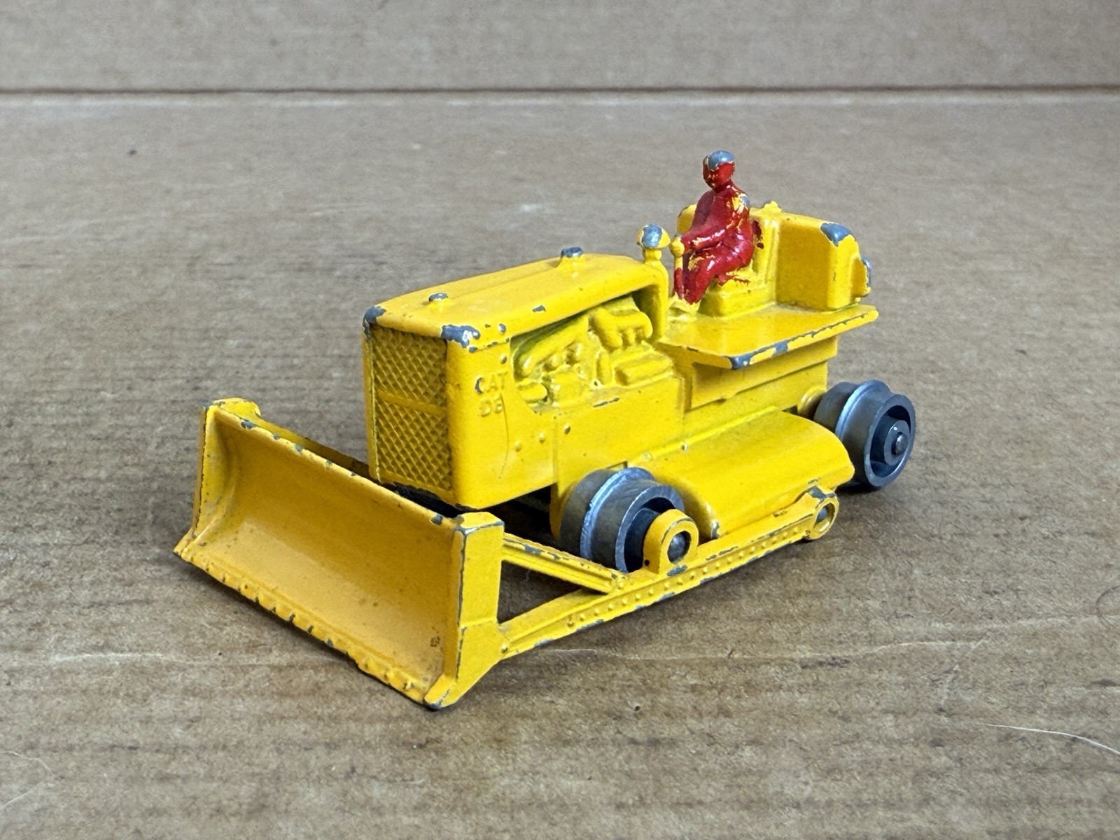 Matchbox 8b, Caterpillar Tractor - Free Price Guide & Review