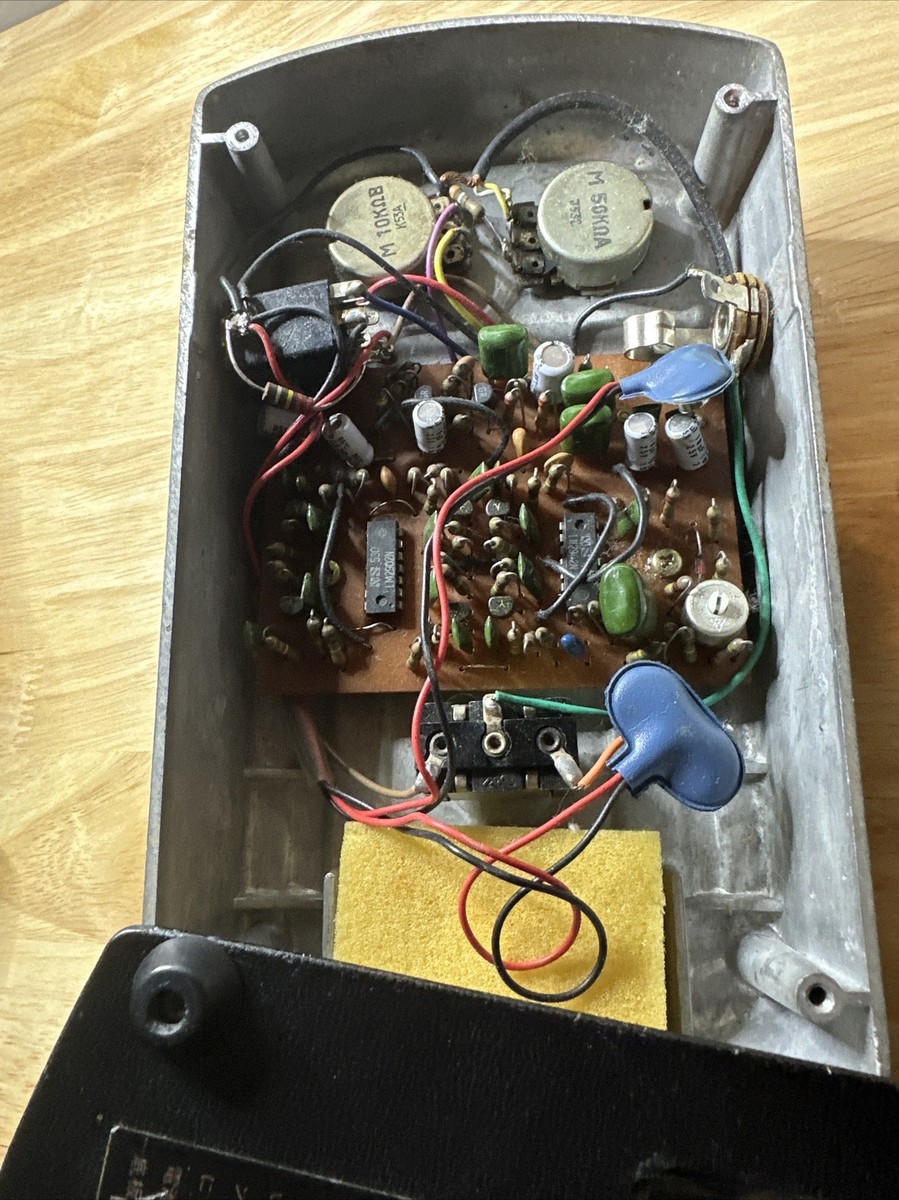 Rare Vintage 70s Roland AP-2 Phase II Guitar Effect Pedal Japan