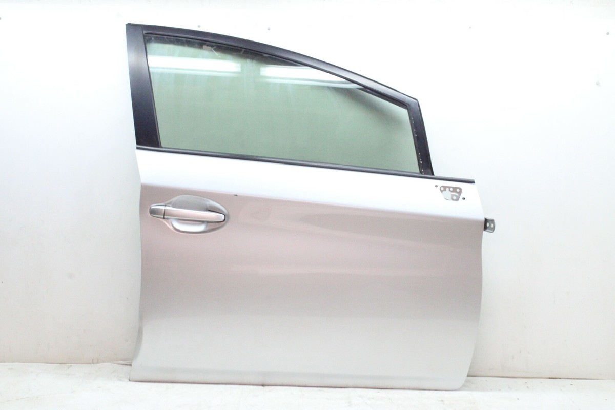 2014 Toyota Prius Front Right Passenger Side Door Silver 1F7 OEM