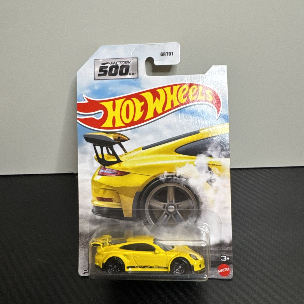 Hot Wheels Porsche 911 GT3 RS yellow Factory 500HP Walmart series
