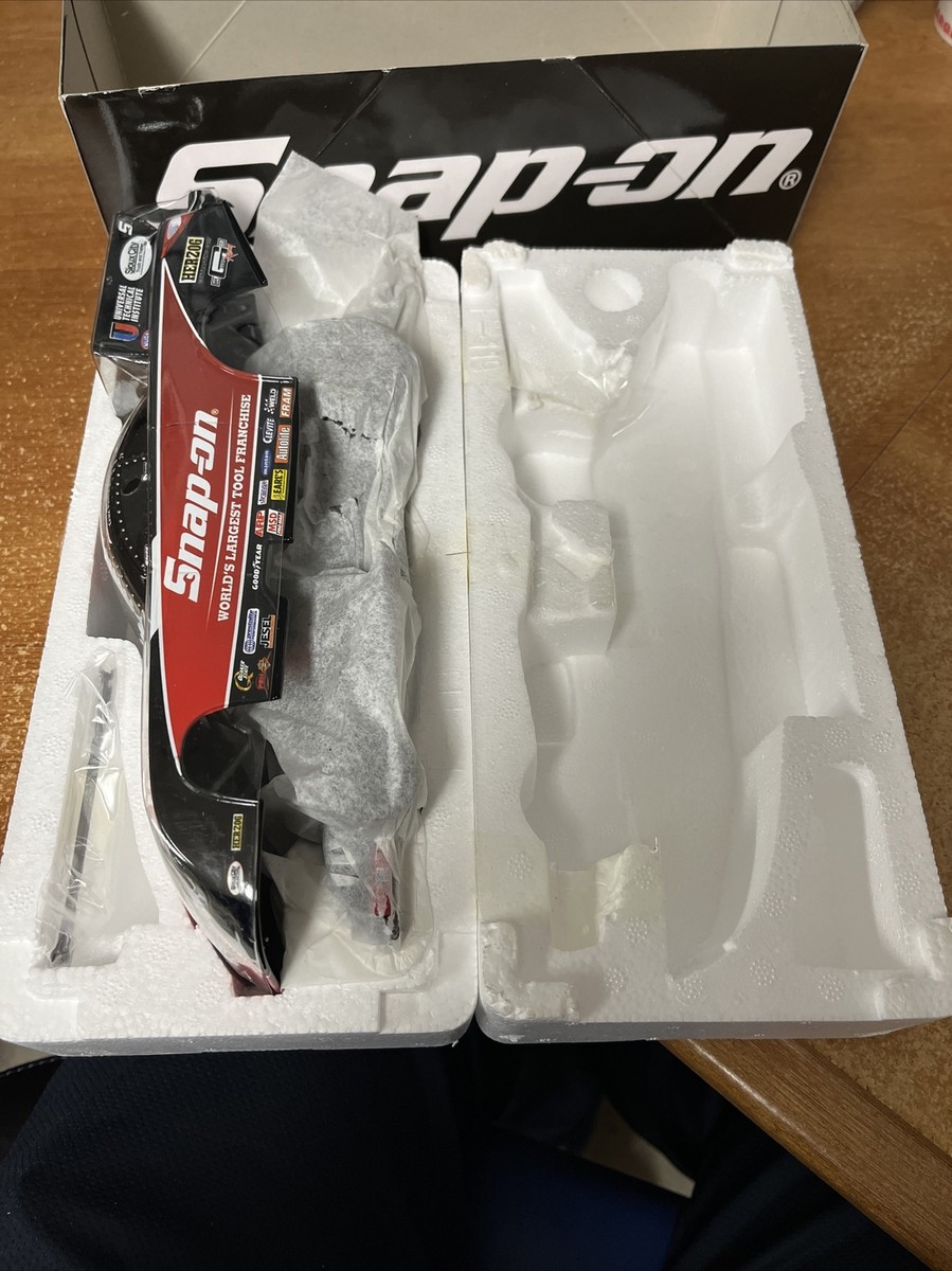 2010 Cruz Pedregon Snap-On Tools Toyota Funny Car NHRA Drag Racing