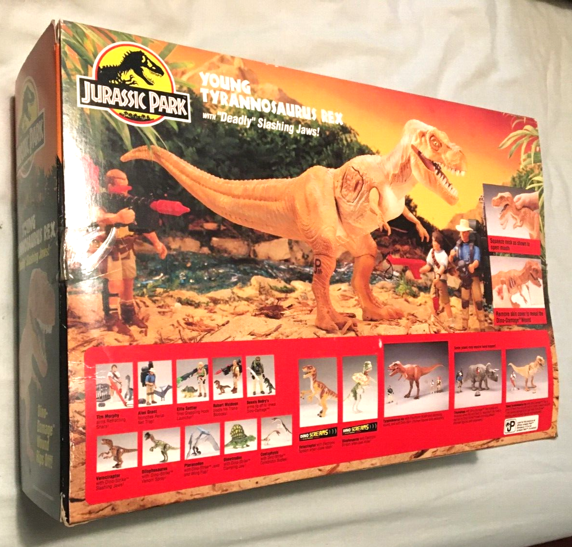 YOUNG TYRANNOSAURUS REX T-REX NEW KENNER 1993 JP06 BOX DINO WOUND