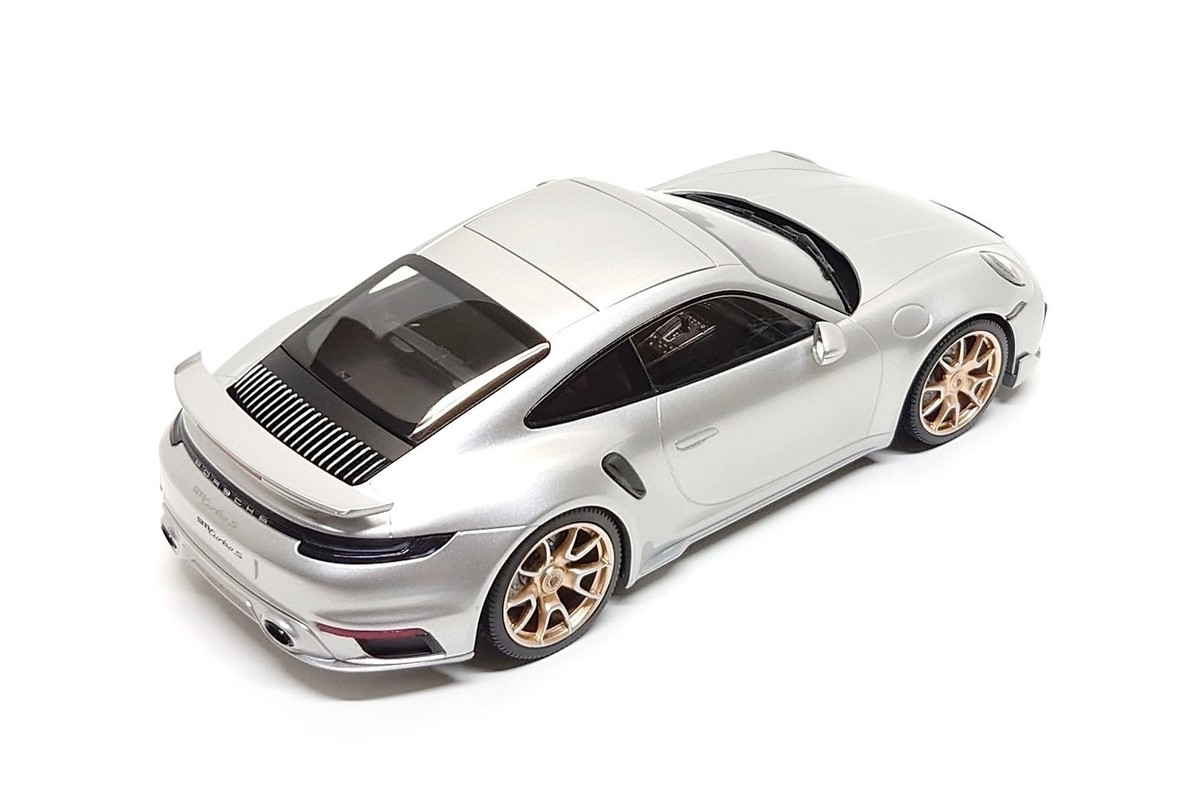 Minichamps 1:18 Porsche 911 Turbo S (992) Sport Design GT Silver