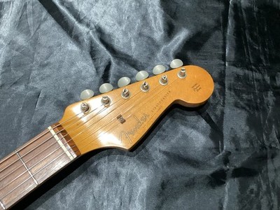 Fender Japan ST62 3-Tone Sunburst 1991-1992 Used Rosewood