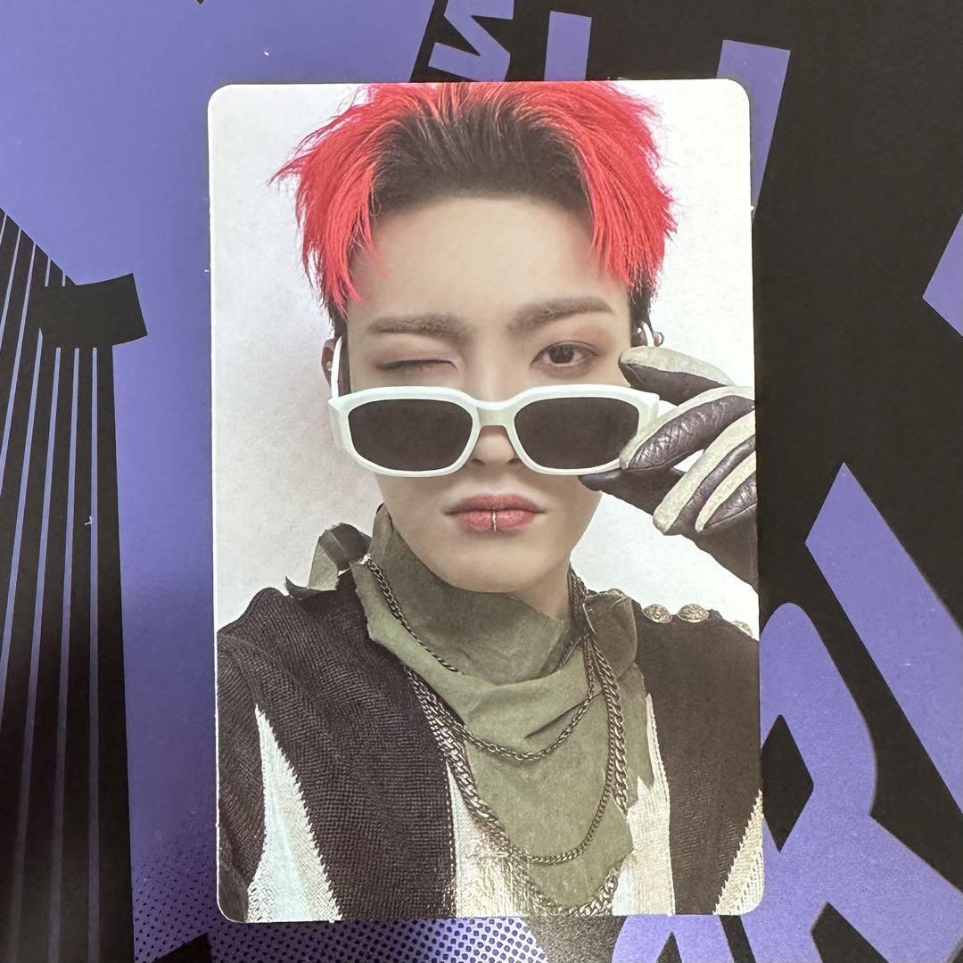 ATEEZ HONGJOONG THE WORLD EP.2 : OUTLAW official photo card A